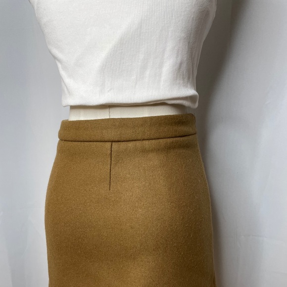 NORA STUDIOS MINI SKIRT - Picture 3 of 4